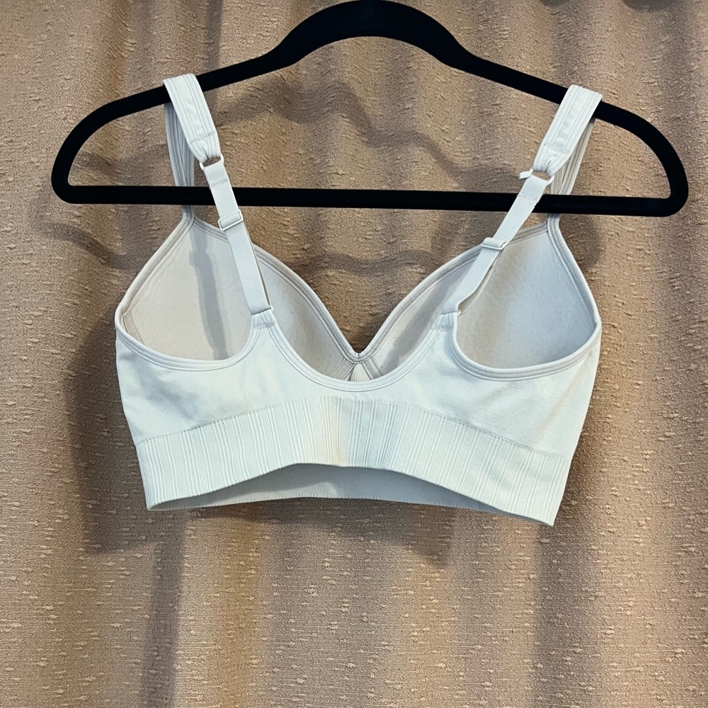 Athleta Embrace Wireless Seamless Bra - Picture 3 of 4
